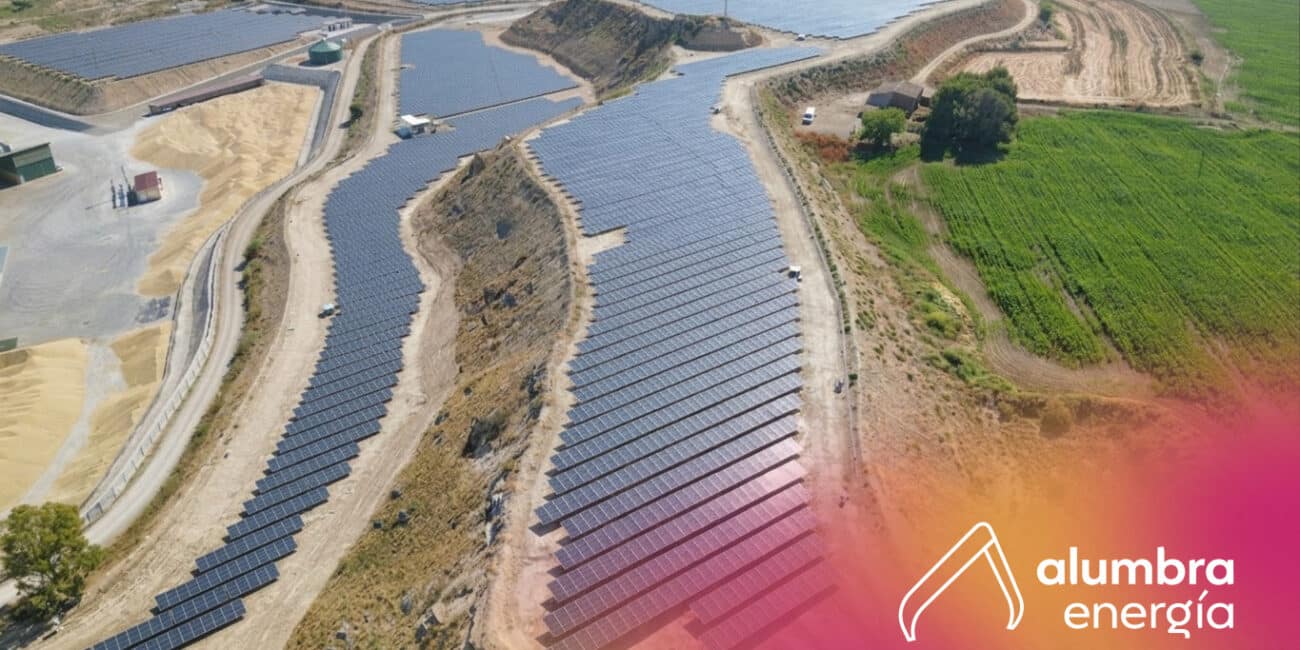 Instalación parque solar de Litera Meet por Alumbra Energía